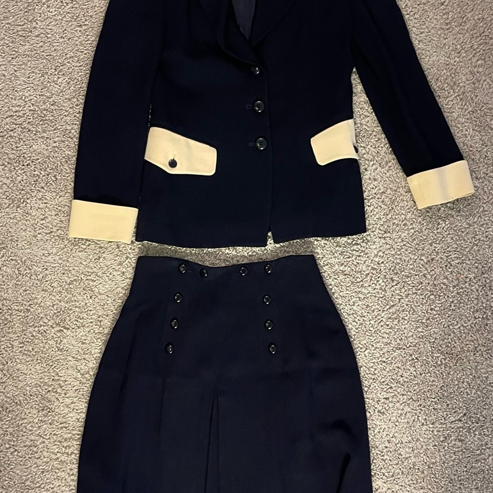 Dana Buchman Black and Cream Blazer and Skirt Set